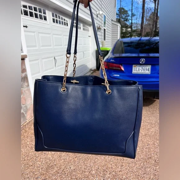 Tory Burch Tote - Picture 3 of 10